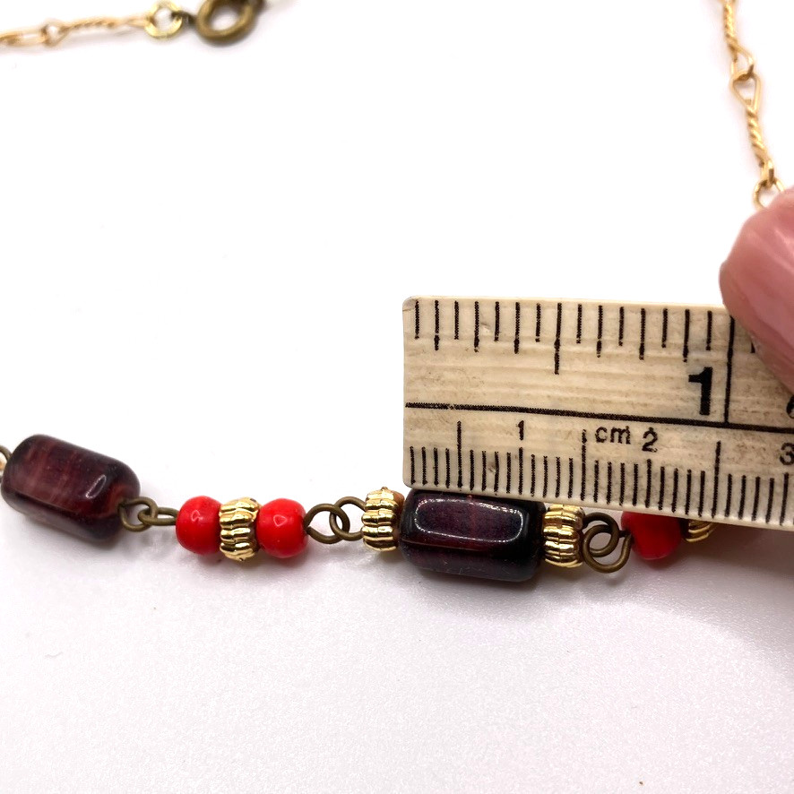 Red glass bead necklace decorative gold tone metal 40cm chain vintage Boho