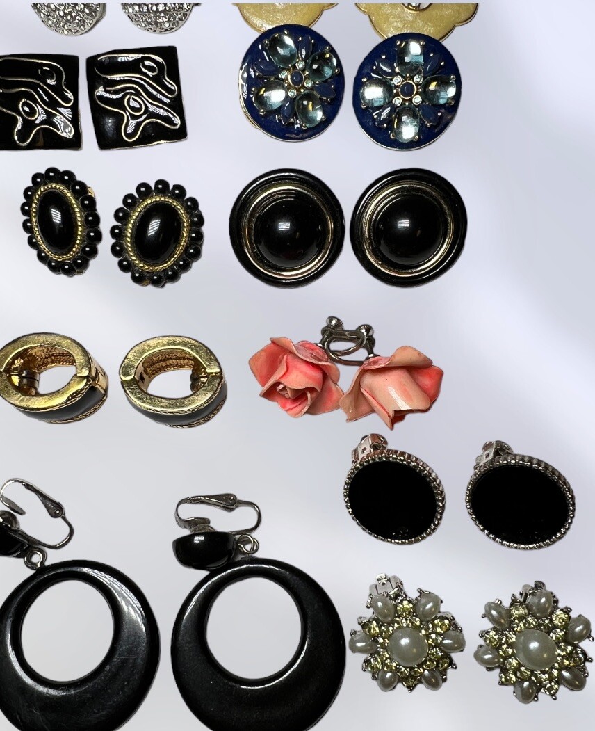 Lot Of 23 Vintage Pairs Clip On Screw Earrings Rhinestone Ceramic Enamel