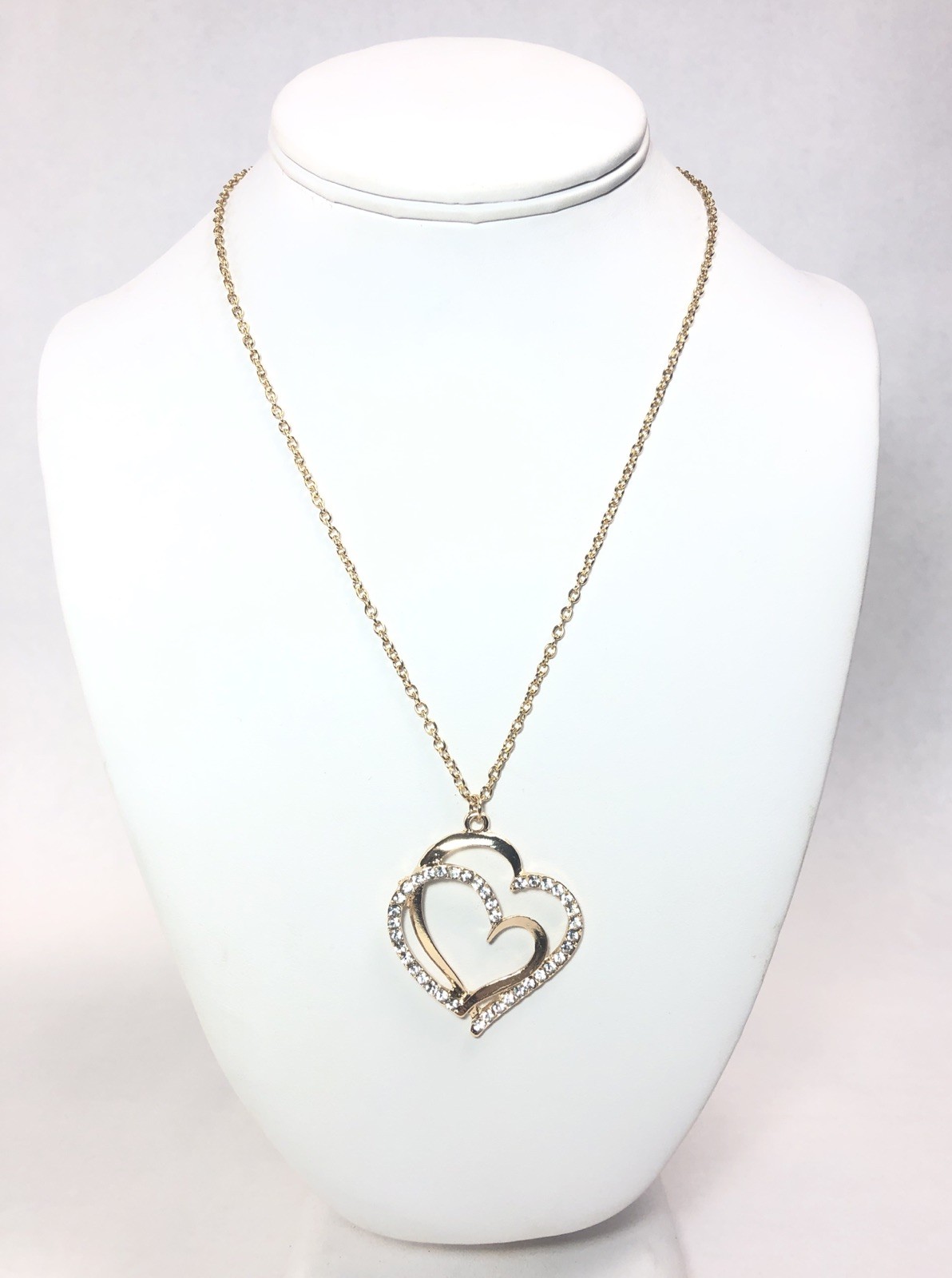 Women’s 18” Gold Tone Large Double Heart Charm Pendant Necklace W/ Crystals Gems