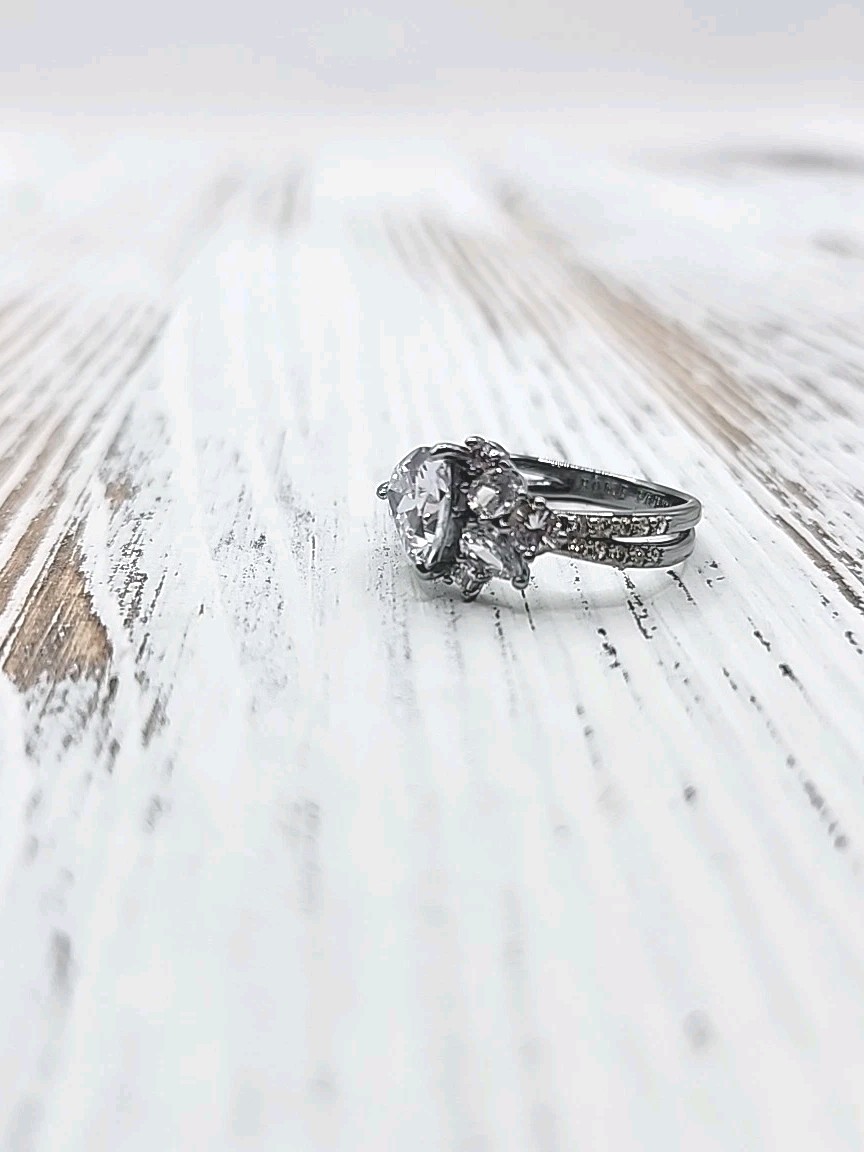 Bomb Party Silver Tone Cubic Zirconia Ring Size 7