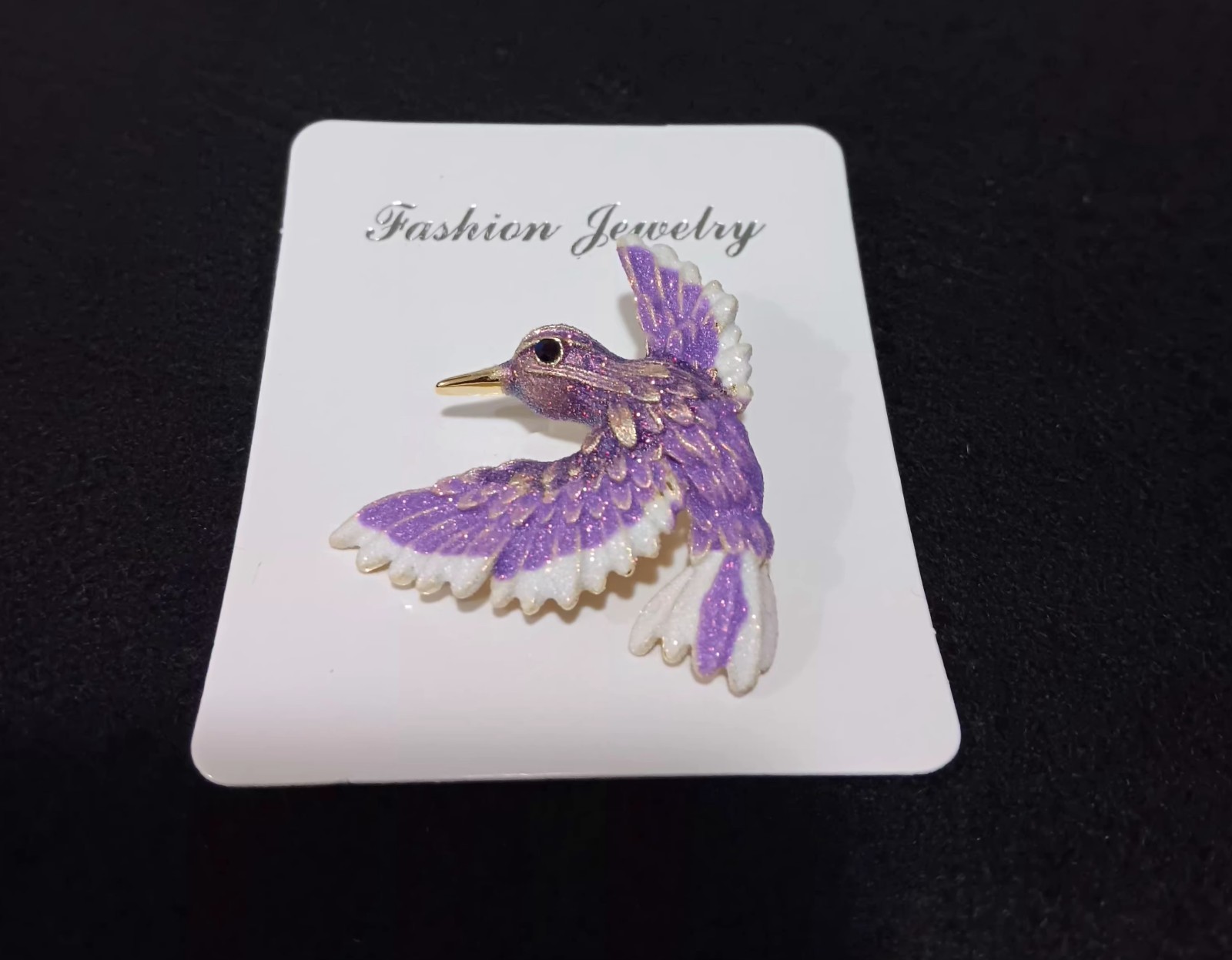 Woman’s Purple Winged Bird Brooch Pin (Fashion Jewelry)