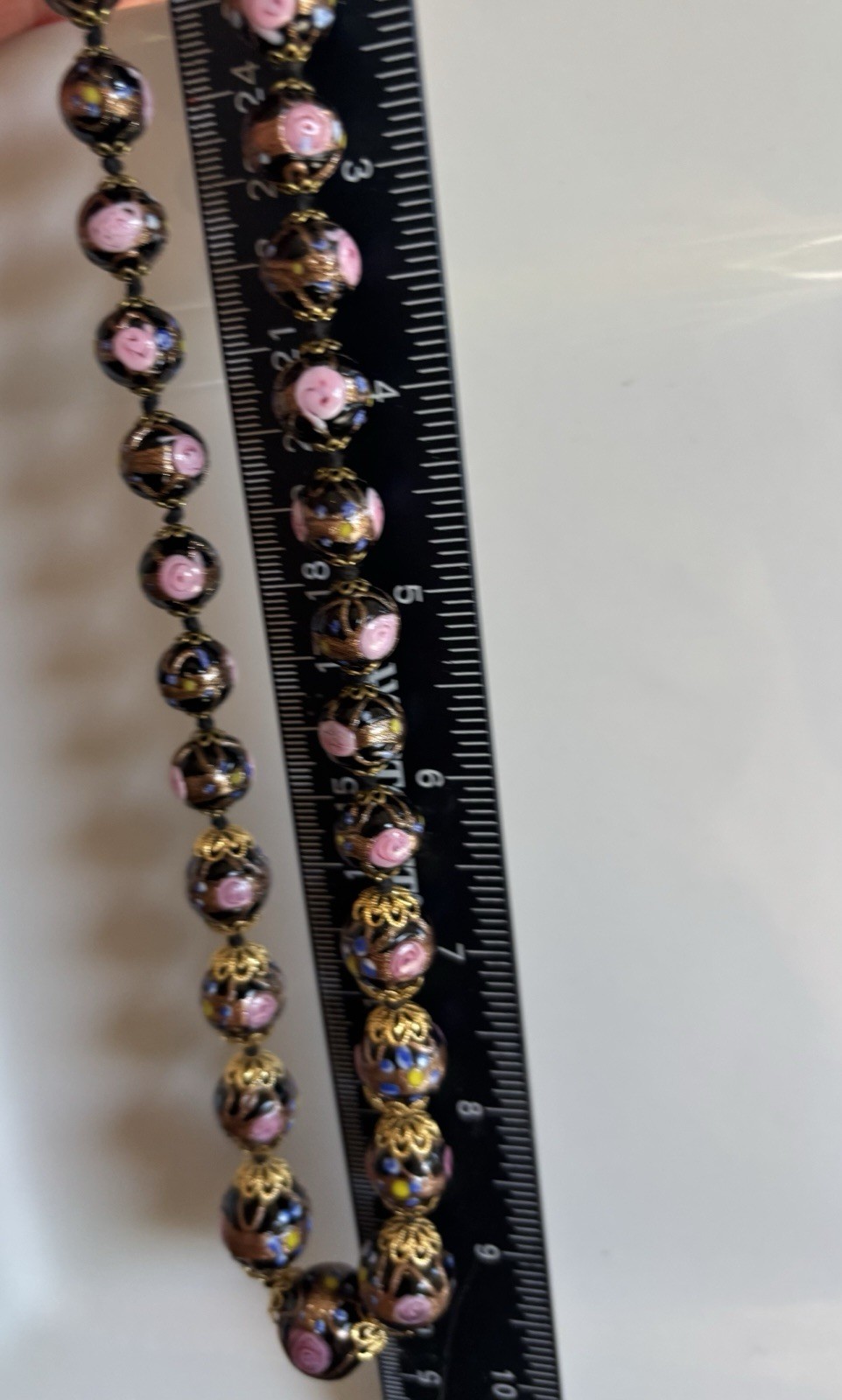 Black Glass Beaded Necklace Pink Rose & Blue Accents Gold-Tone Barrel Clasp