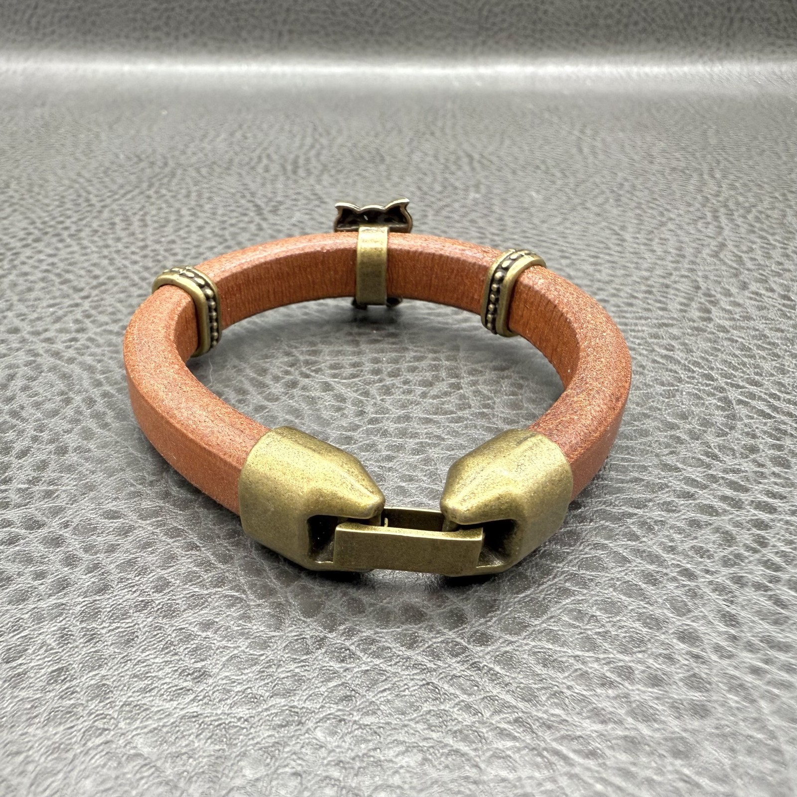 Bracelet Brown Leather Owl Charm Brass Tone Bangle Womens Boho Jewelry 7 Inch