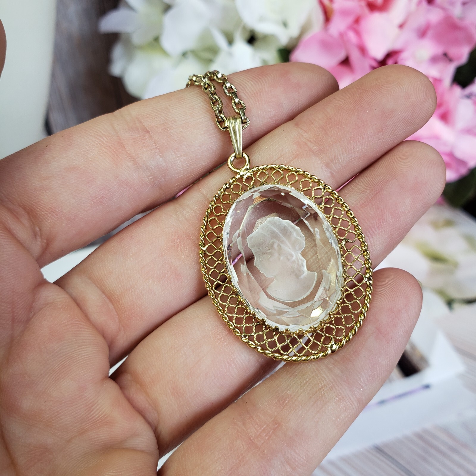 Whiting & Davis Etched Glass Cameo Pendant Necklace Gold Tone Filigree Frame