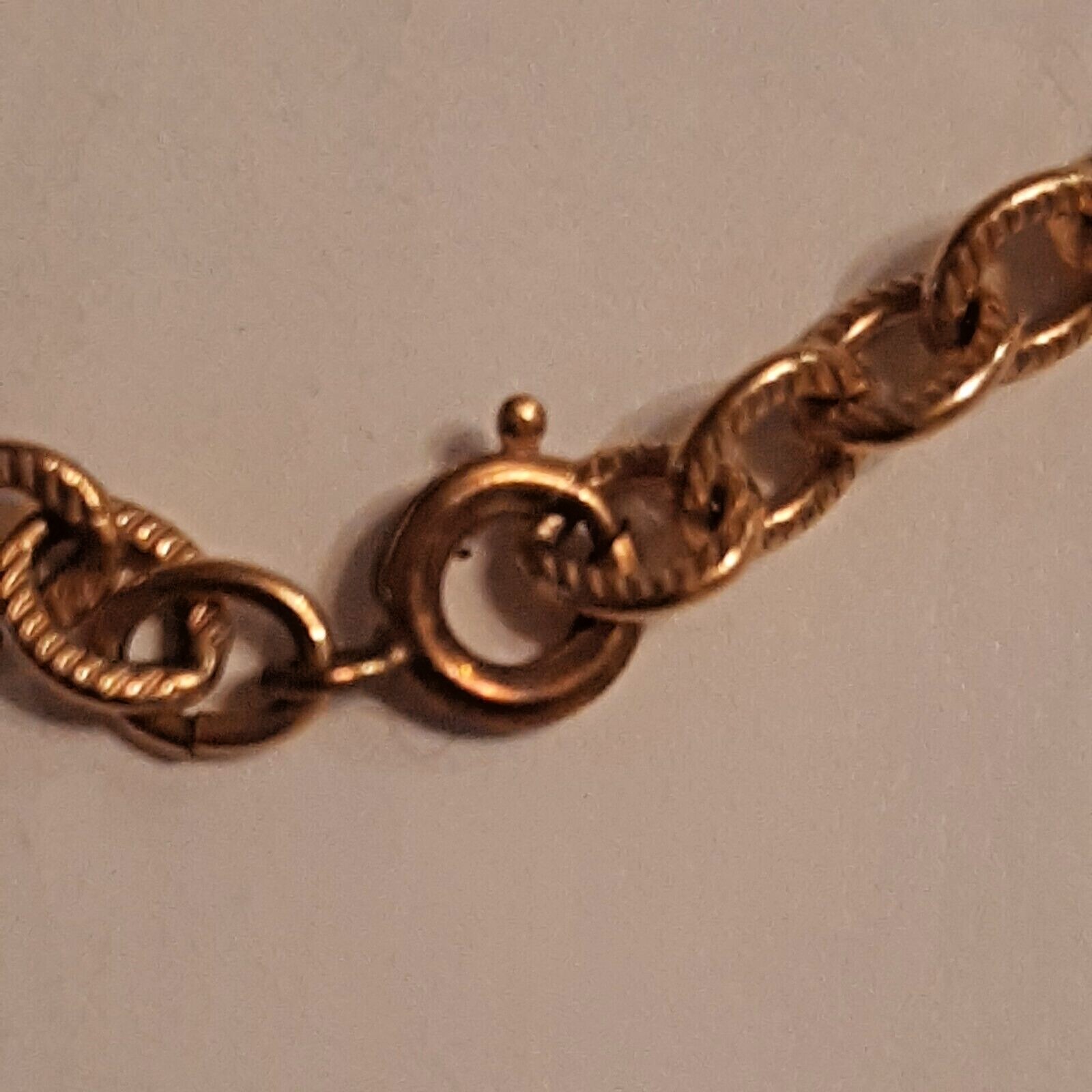 Pink Fan-Shape Shell Necklace Gold-tone 23″ Chain