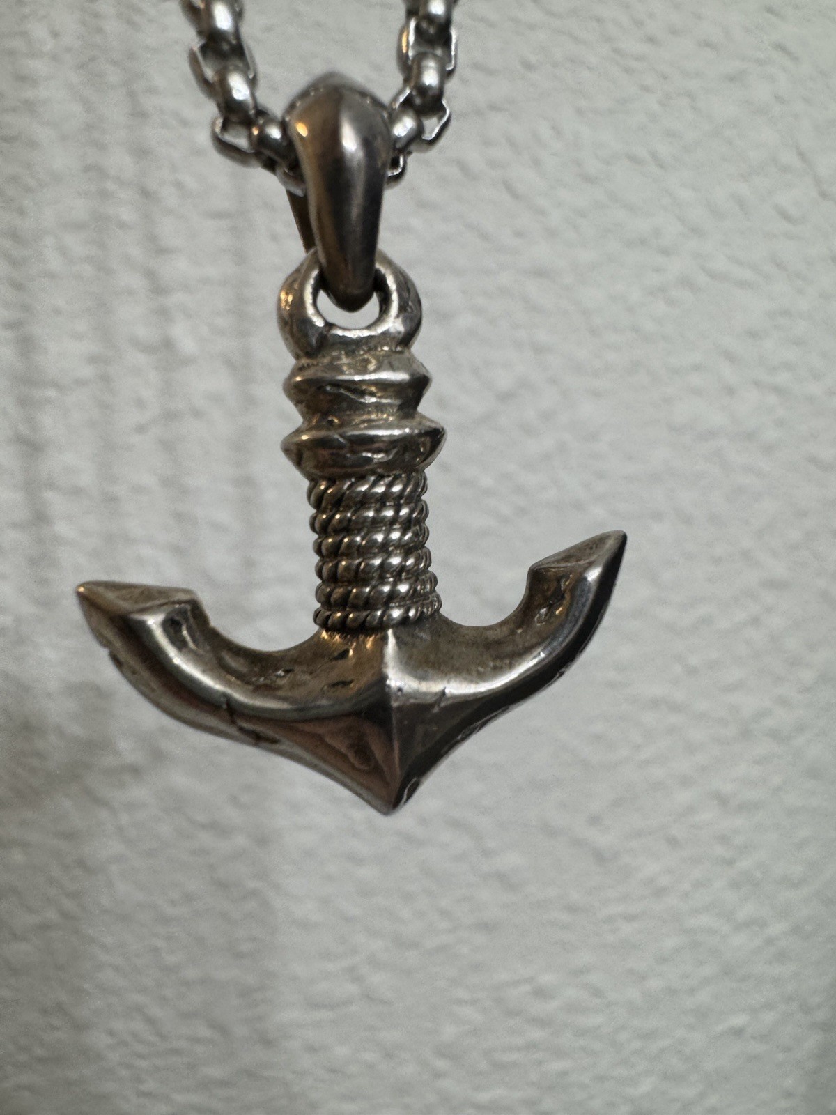 Clocks And Colours Hook Line And Sinker Anchor Necklace – Rare