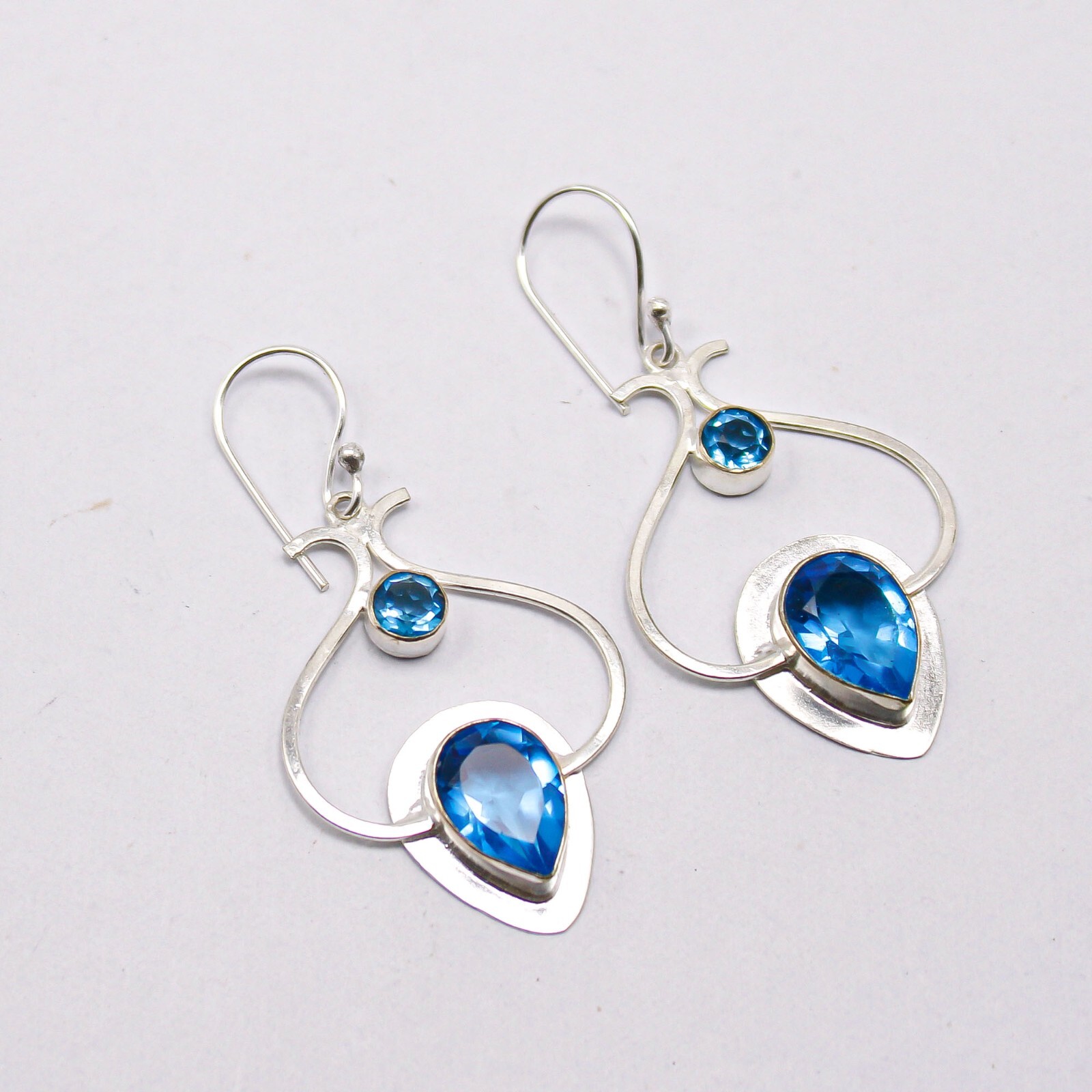 925Sterling Silver Apatite Gemstone Earrings Handcrafted Jewelry 2.2″ For Mother