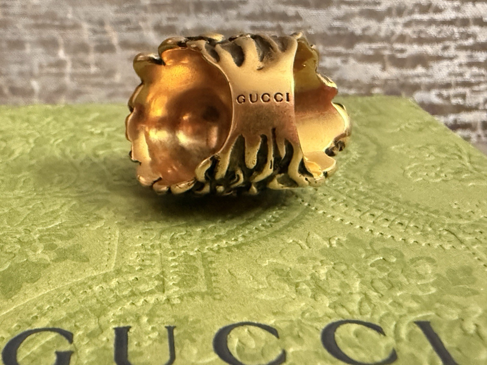 Authentic Gucci Lion Head Ring Blue Crystal Bronze Gold US Size 5 1/4 10IT NWB