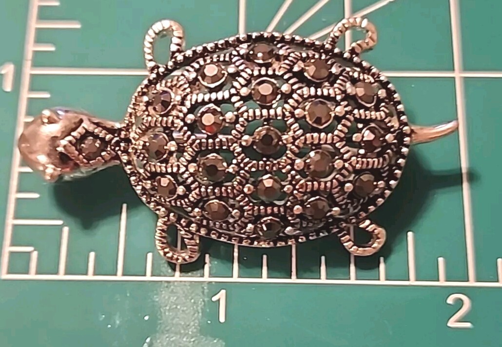 Turtle Broche Pin Real Marcasite (item 318)