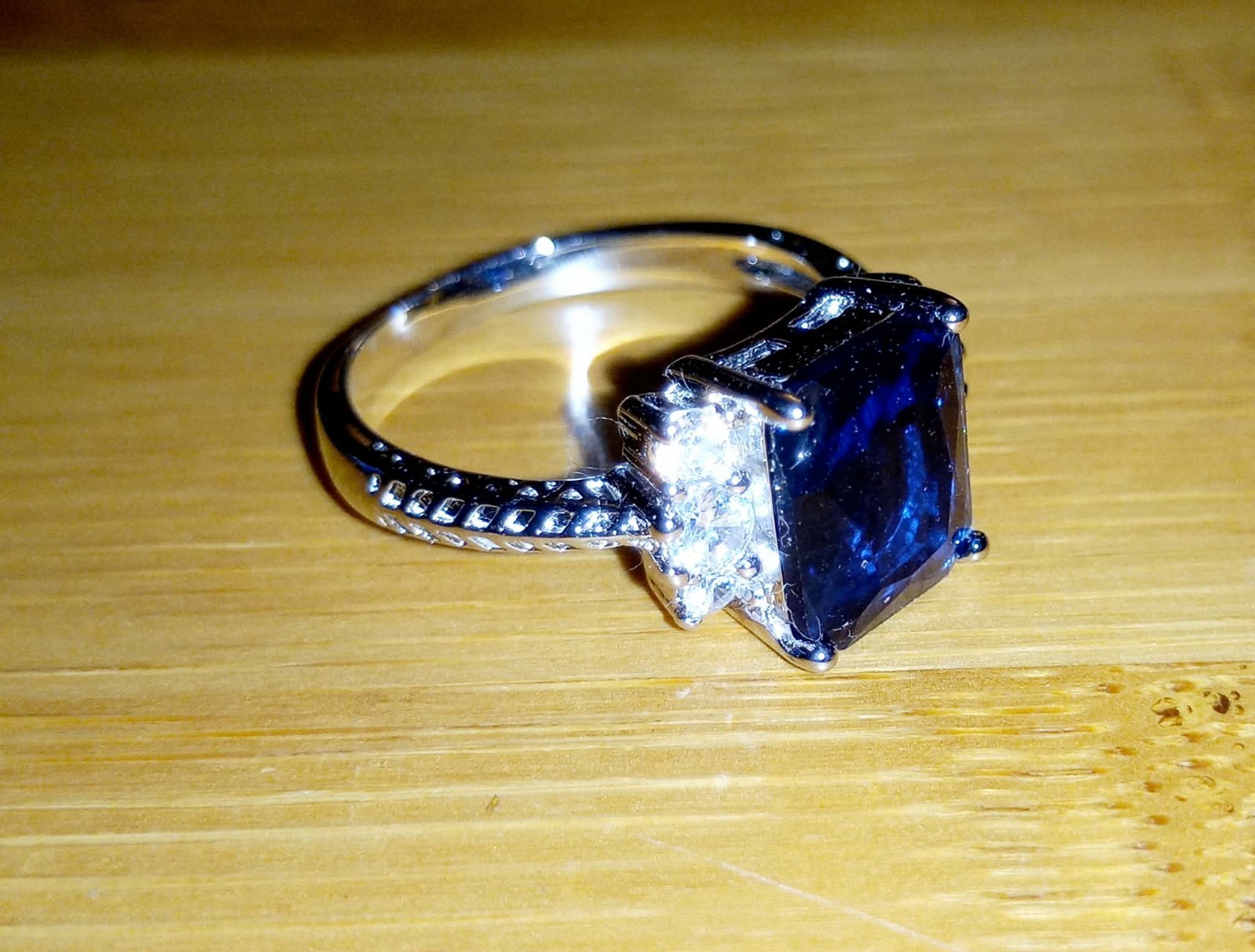 Lot of 11 Fashion Rings New. Sizes from 5 to 7
