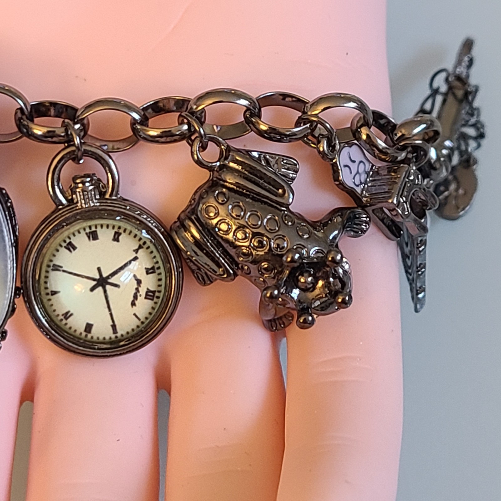 10″ Whimsical Fairytale Charm Bracelet Gunmetal Tone Teapot Frog Mirror Shoe Key