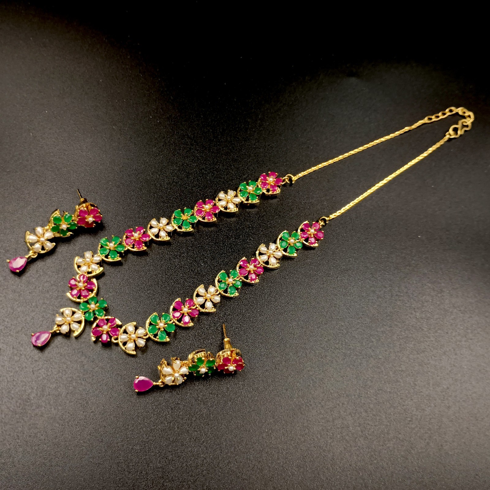 Vintage Flower Ruby Emerald Pearl Jewelry Set 22K Gold Plated Necklace Wedding G