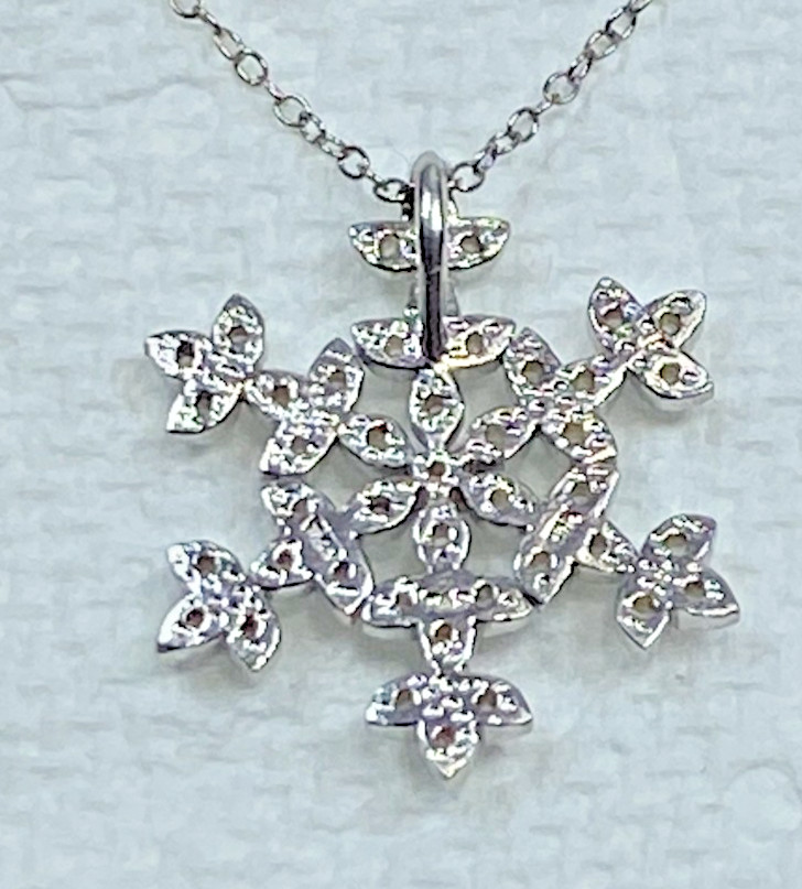 925 Sterling Silver Cubic Zirconia Snowflake Pendant 18″ Necklace NOS