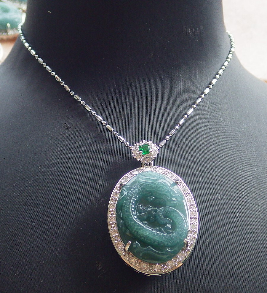 1Pcs Icy Green Burma 100% Natural A Jade jadeite Pendant Dragon Necklace 680352