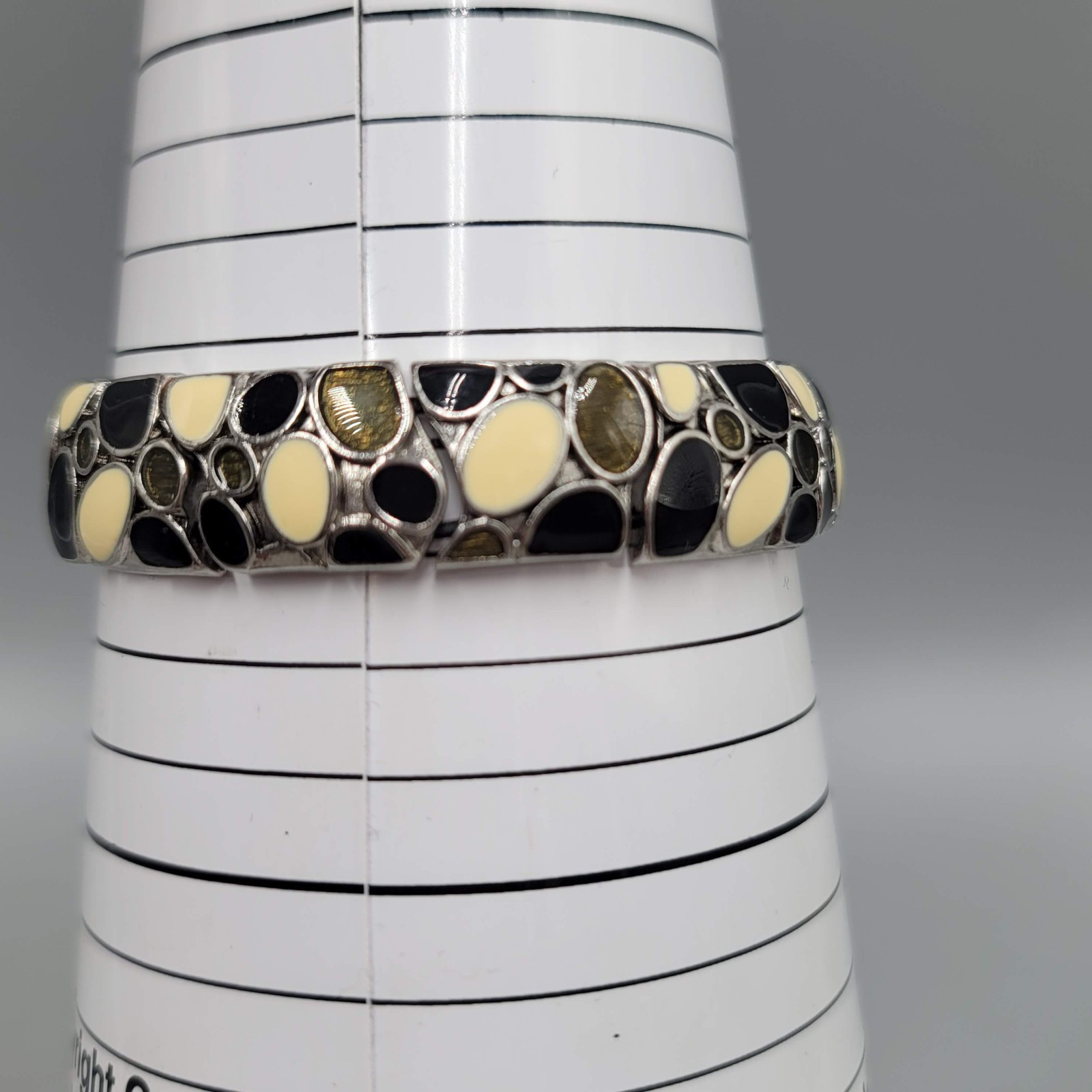 Black Green Cream Enamel Bracelet Silver tone Elastic 7″