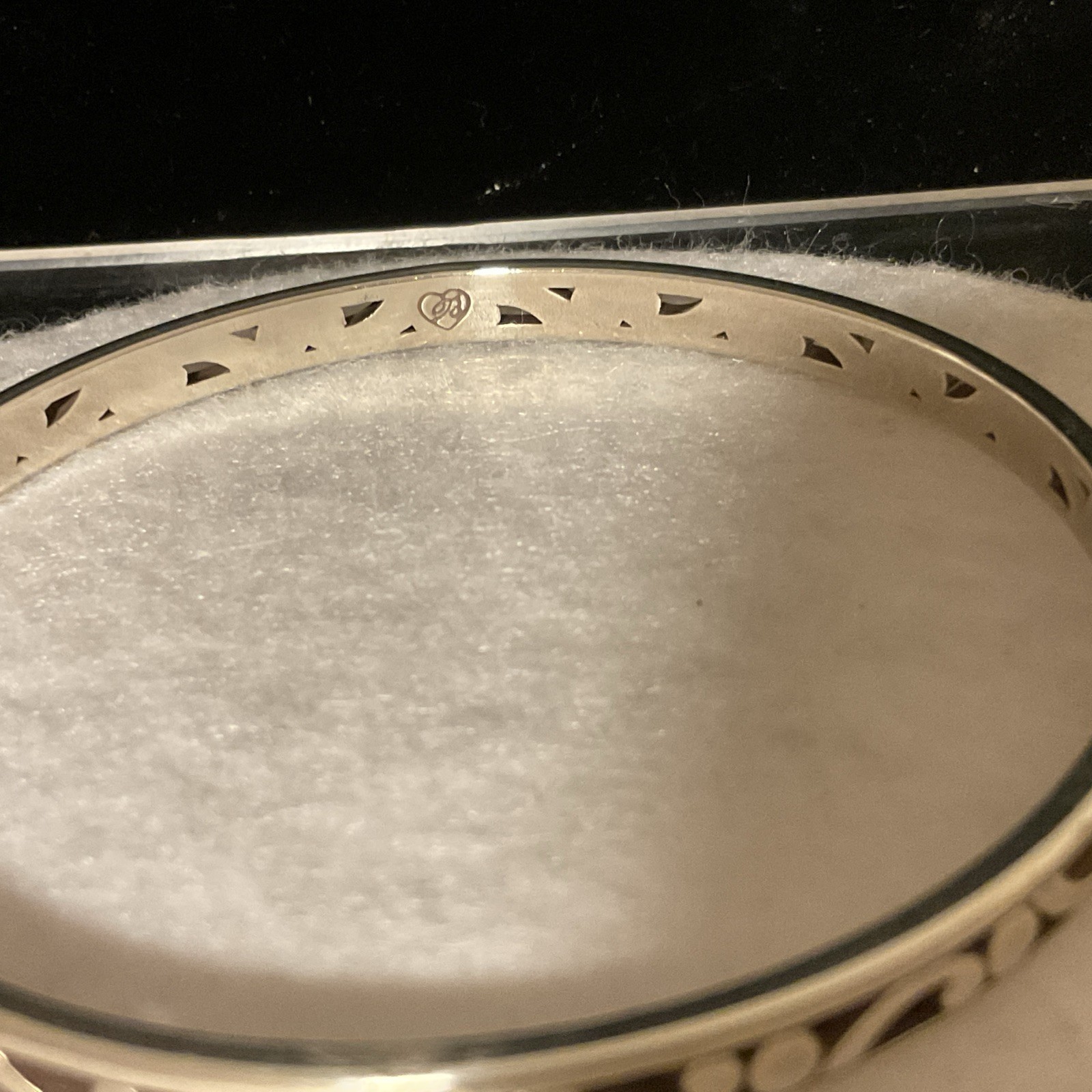 ICONIC SWIRLS! STUNNER NWT BRIGHTON CONTEMPO SLIM OPEN SCROLL BANGLE BRACELET