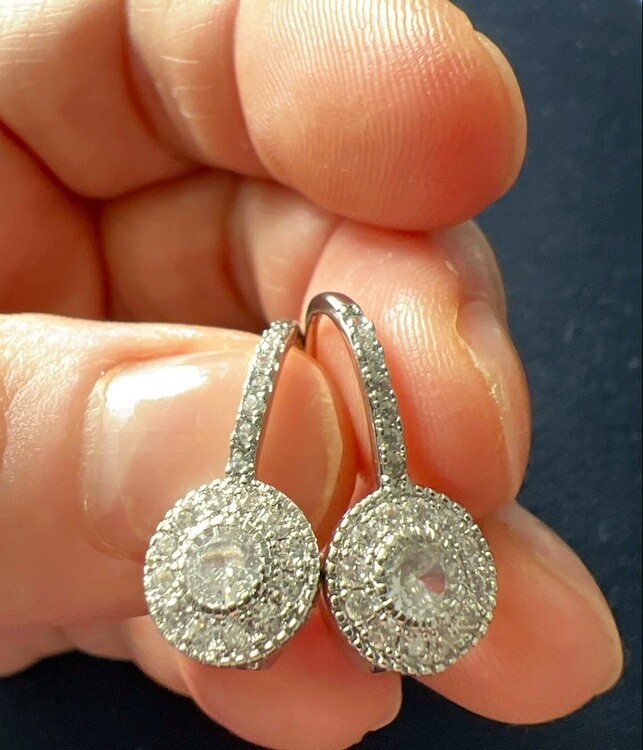 STUNNING WHITE TOPAZ LEVER BACK EARRINGS SILVER DANGLE LEVERBACK HIGH QUALITY