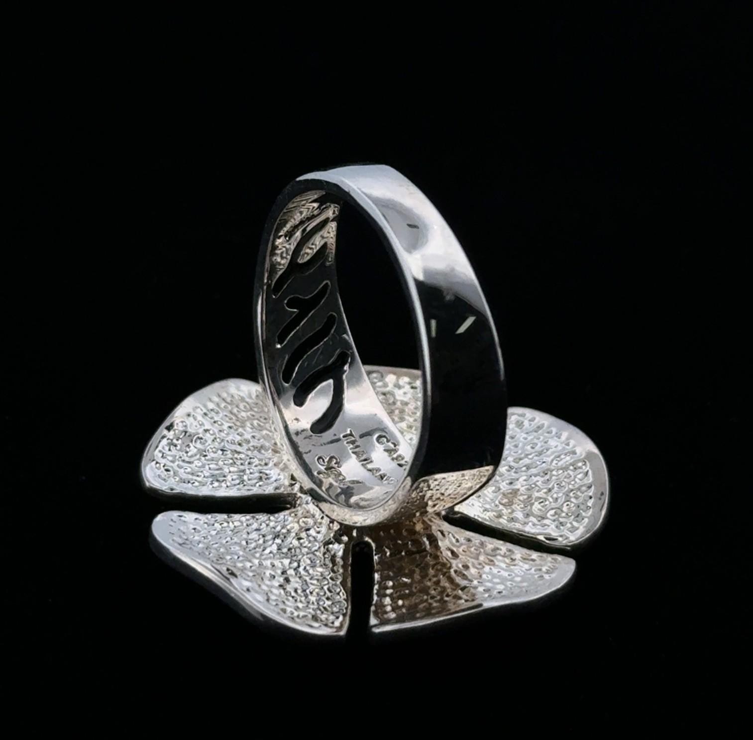 Size: 10 David Sigal 925 Sterling Silver Cream Enamel Flower CZ Ring 13.1g