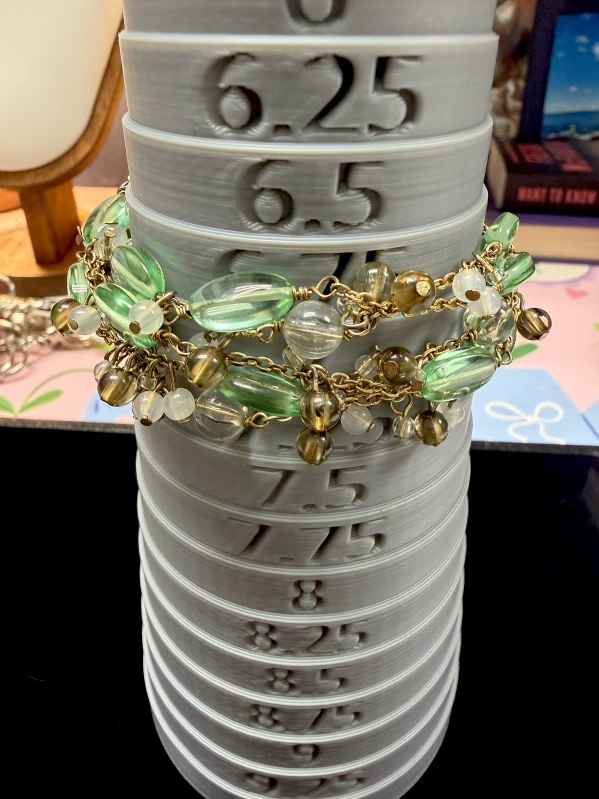 Vintage Banana Republic Gold Tone Chain Bracelet Green/Clear Beads Size 7