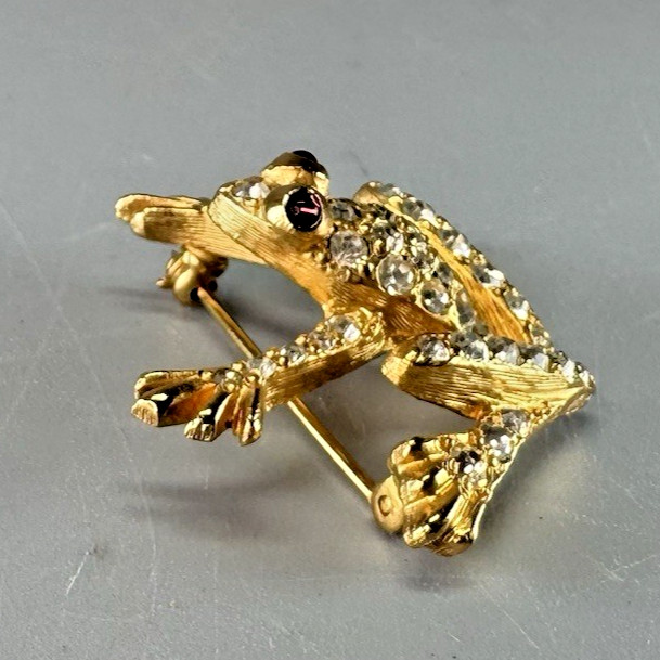 Vtg JOMAZ Frog Brooch Pin Gold-Tone Pave Clear Rhinestones Red Eyes Unsigned