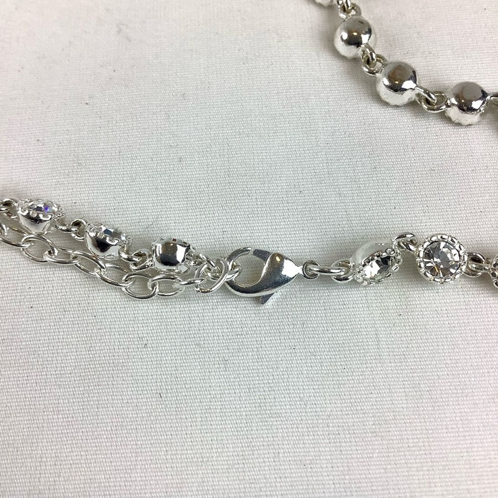 Glam Choker and Dangle Earrings Set Faceted Glass Beads in Silver Tone Setting