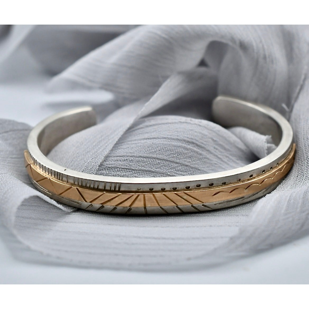 VTG Larry Martinez Taos LM © Sterling Silver Gold Mixed Metal Ribbon Cuff 30g