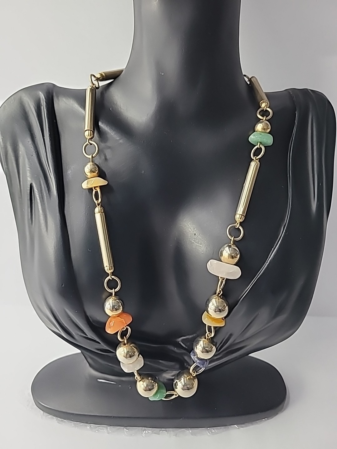 Vintage Gold Tone Beaded Necklace Mixed Stone Chips Bar Link Statement Jewelry