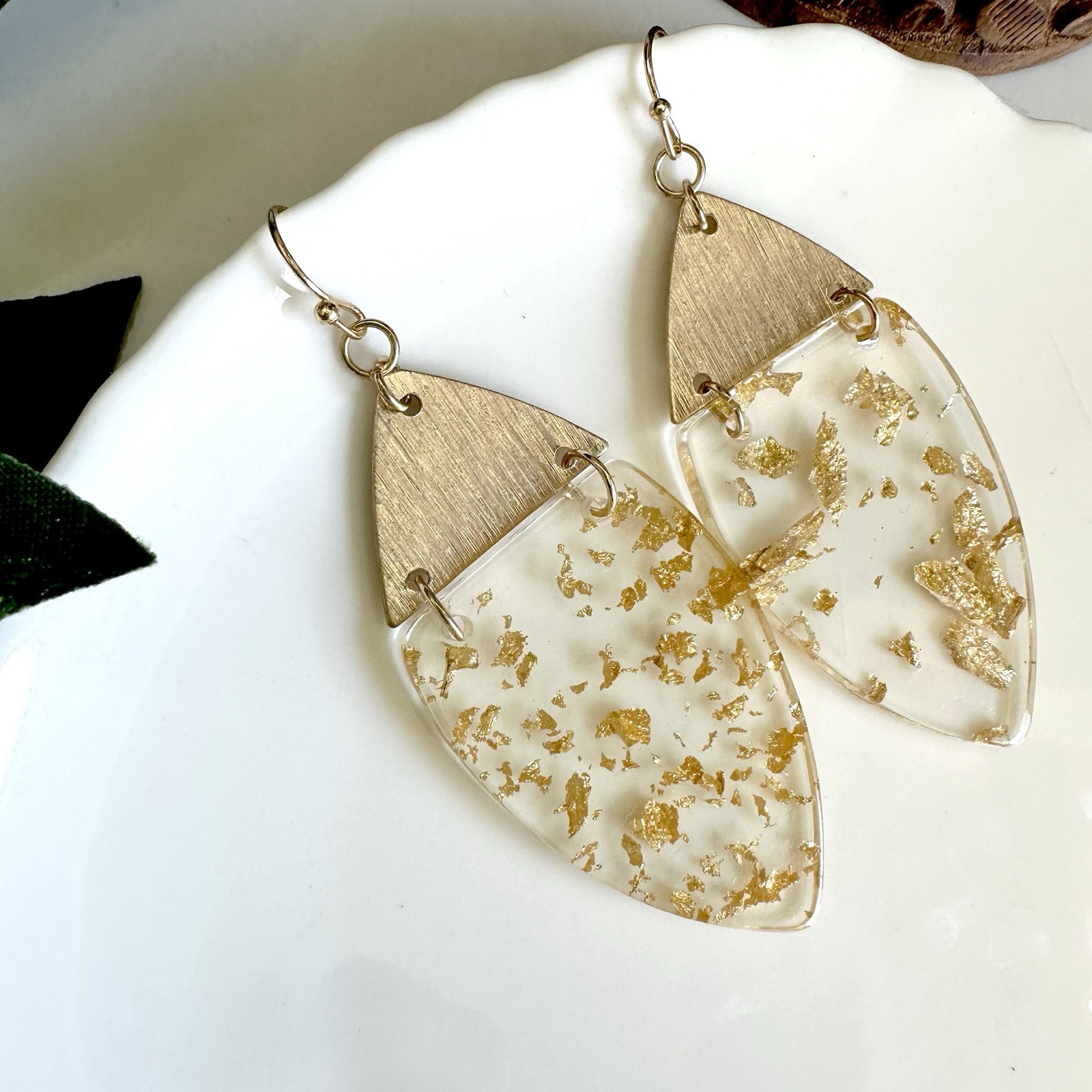 Clear Resin Acrylic Gold Flake Earrings Gold Fleck Gift Jewelry NEW Bohemian