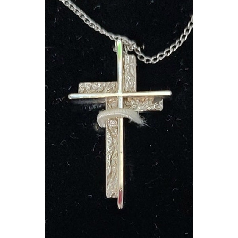 Sterling Silver .925 Cross Pendant and Chain Necklace Box Hammered VTG Donna