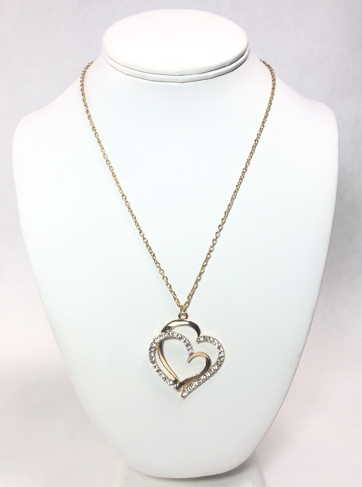 Women’s 18” Gold Tone Large Double Heart Charm Pendant Necklace W/ Crystals Gems