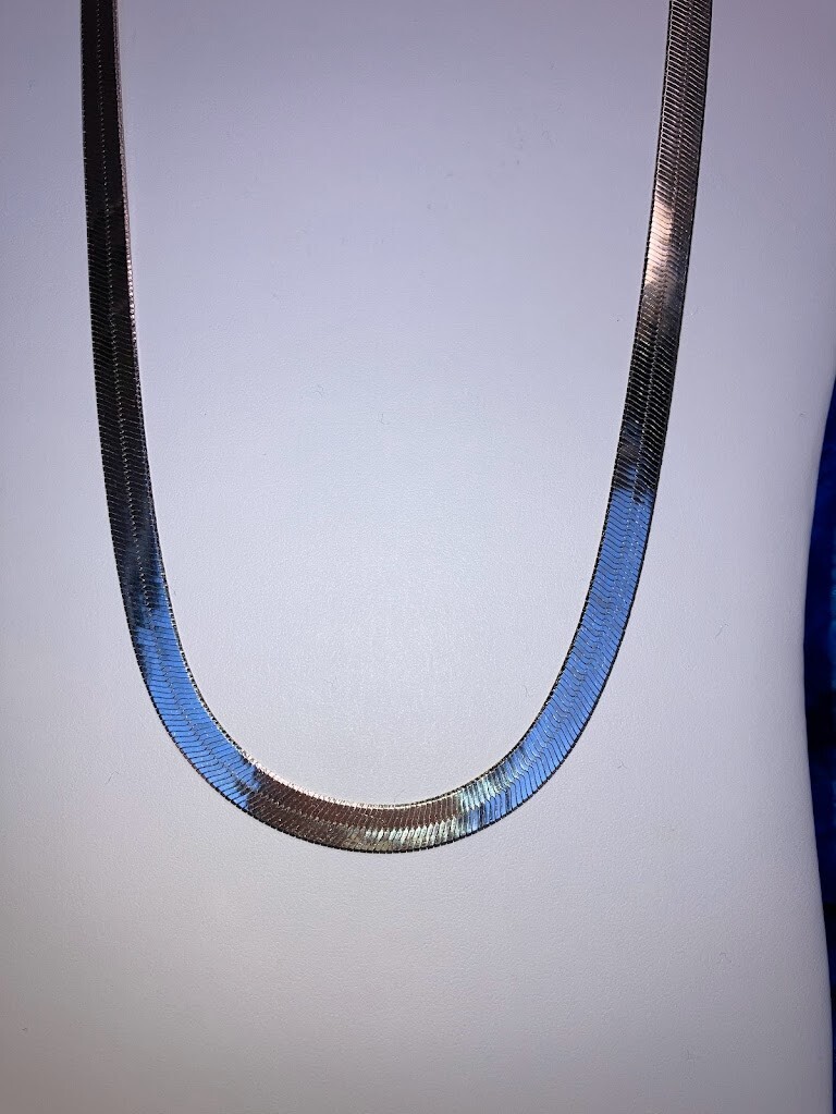 925 Sterling Silver Herringbone Chain Necklace ~Length 17.5″ ~ 4mm Wide ~Wt 9.1g