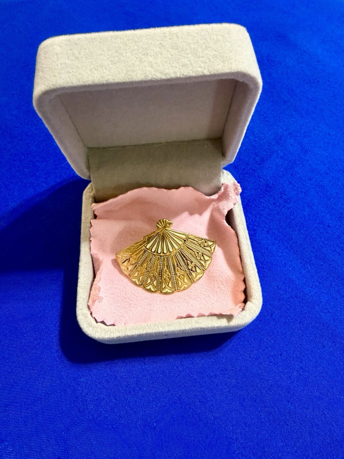 Vtg Spanish Enamel Articulated Fan Brooch Pin Pendant
