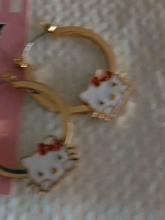Hello Kitty ! Goldtone 1″ Hoops, Leverback, New! Youth,teens,adults!
