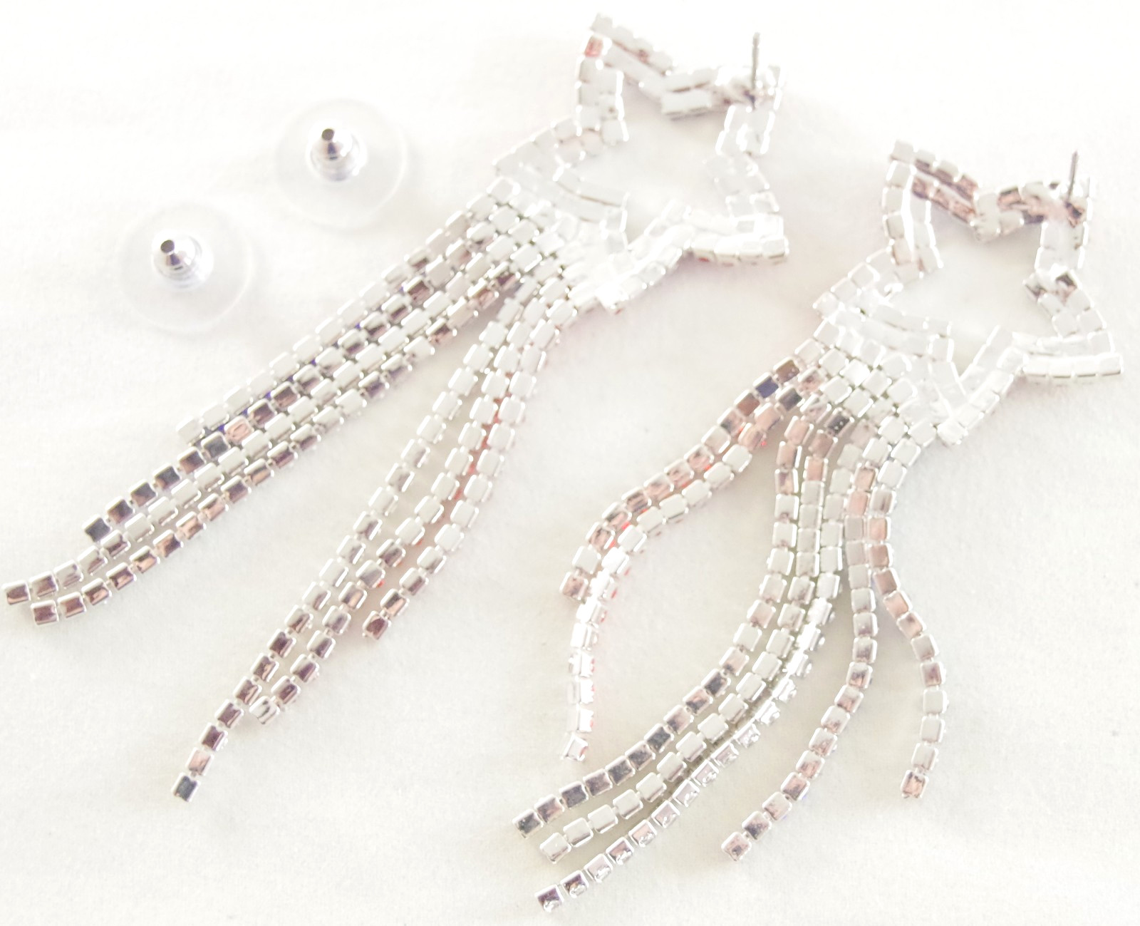 4″ Prong-Set Rhinestones! NWOT BETSEY JOHNSON PATRIOTIC DANGLE STAR EARRINGS