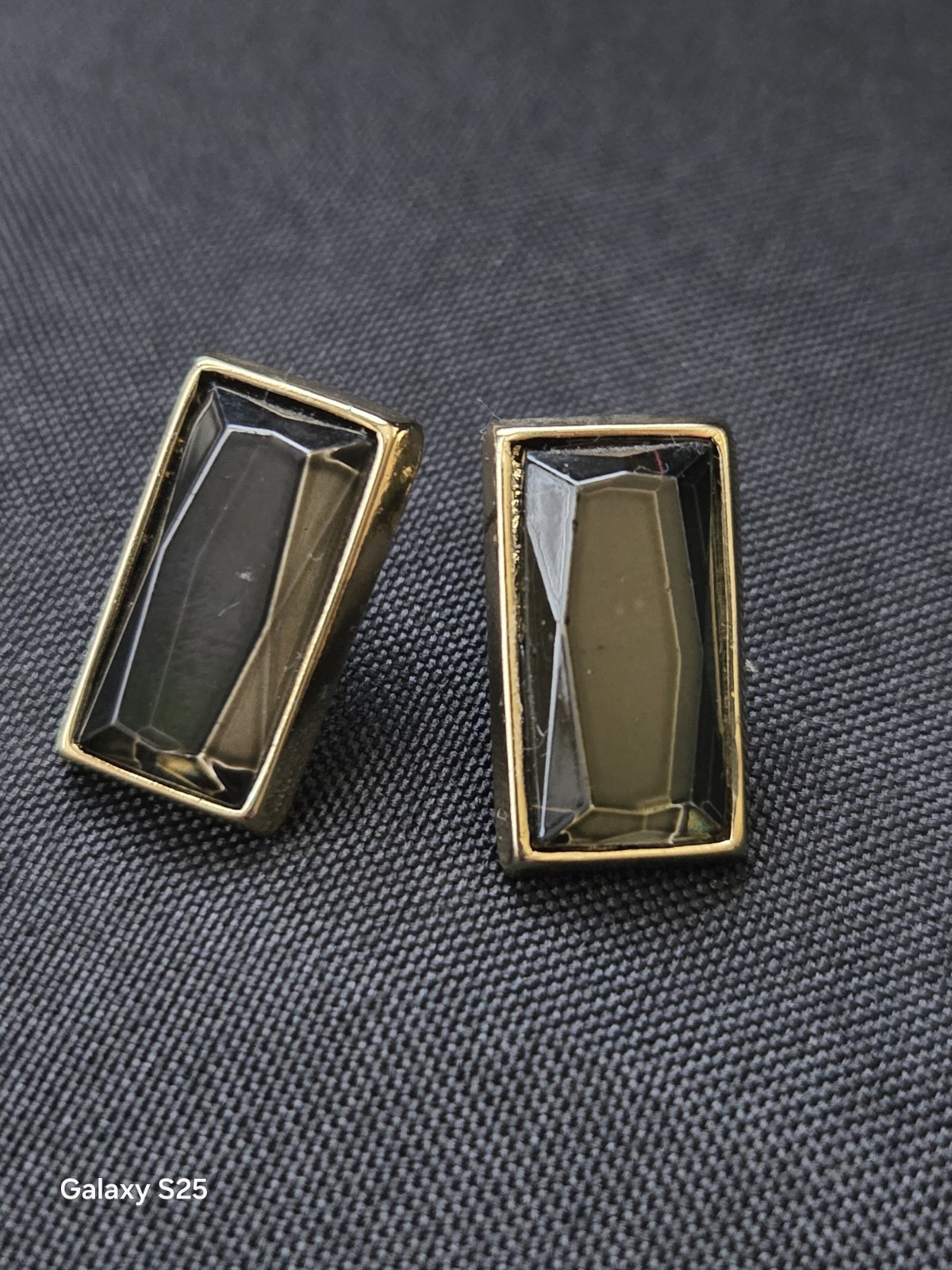 womens Earrings Stud Rectangle Black stone Gold Tone Bezel Butterfly Clasp