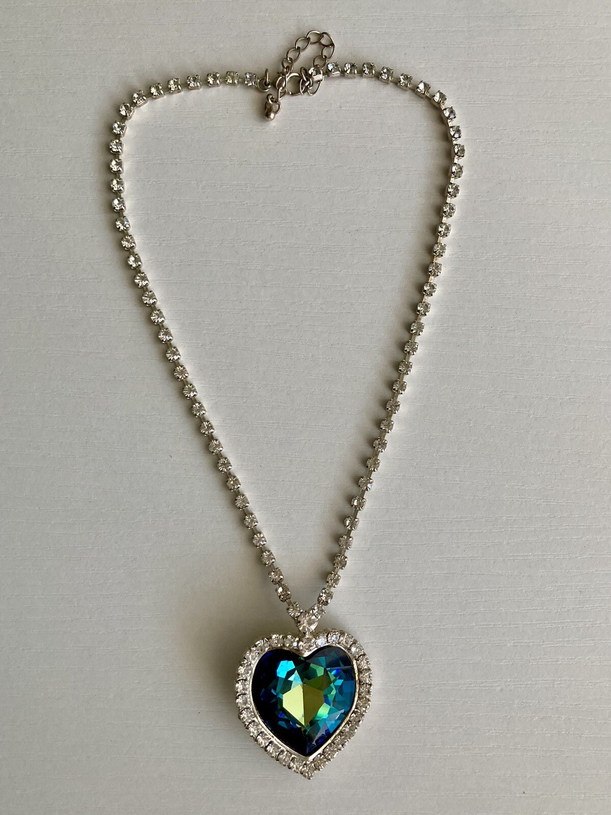 Blue Crystal Large Heart Silver Tone Pendant 16” Ladies Necklace 30g Titanic