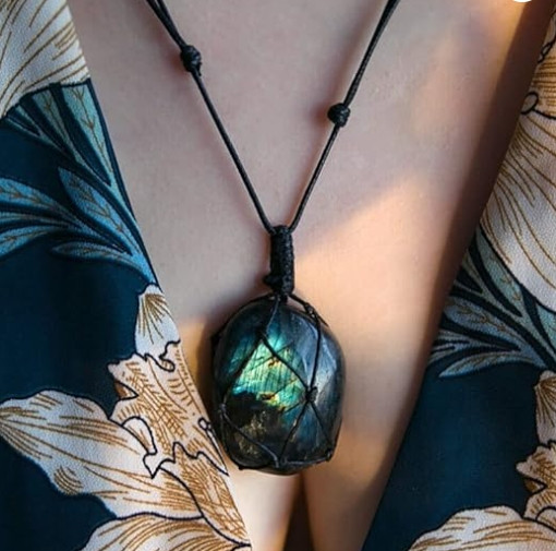 Labradorite Moonlight Amulet Pendant Women Men Necklace Blue Flash Stone Jewelry