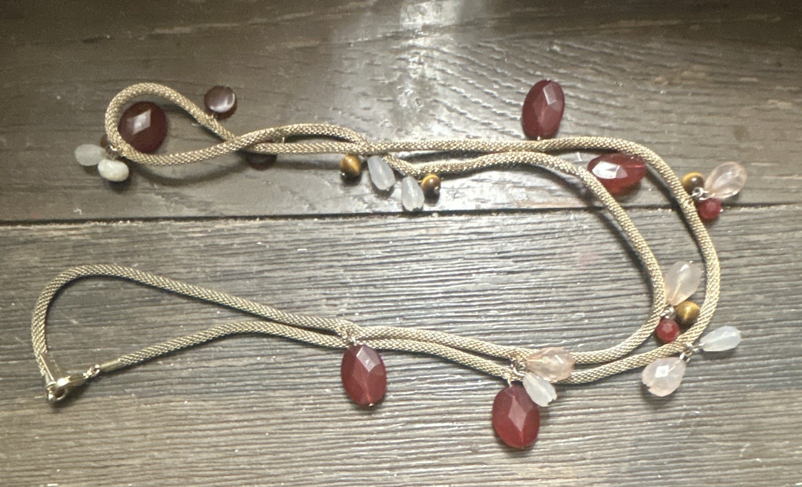 liz&co. Gold Tone Snake Chain Beaded Necklace Red Teardrop Stones Signed
