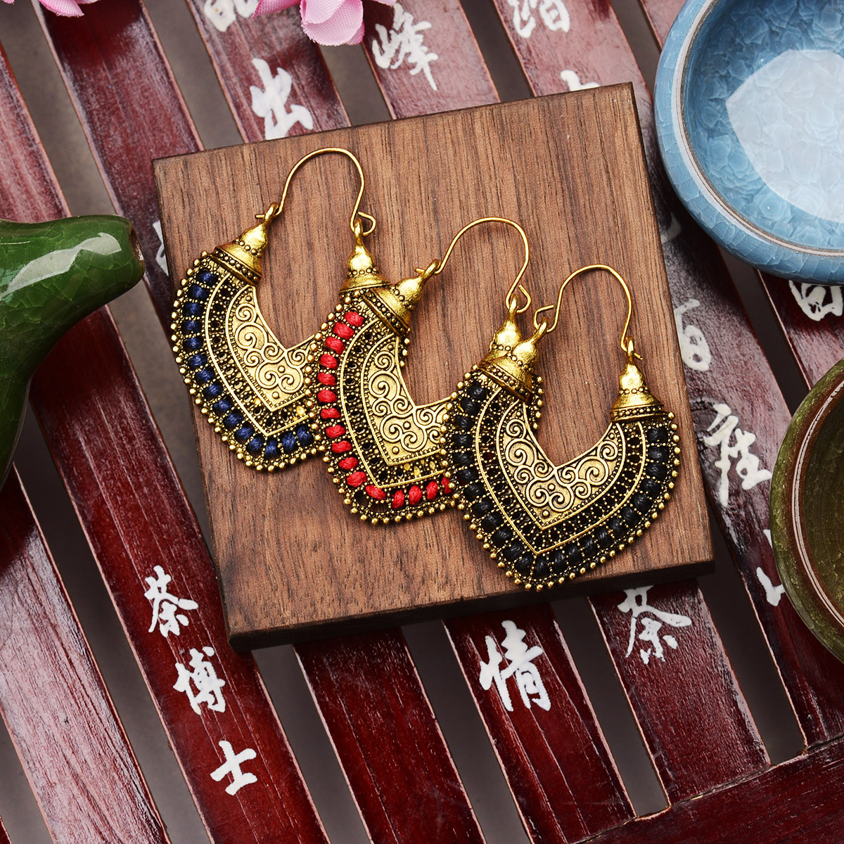 Retro Bohemian Boho Retro Heart Carved Ethnic Geometry Women Gold Stud Earrings