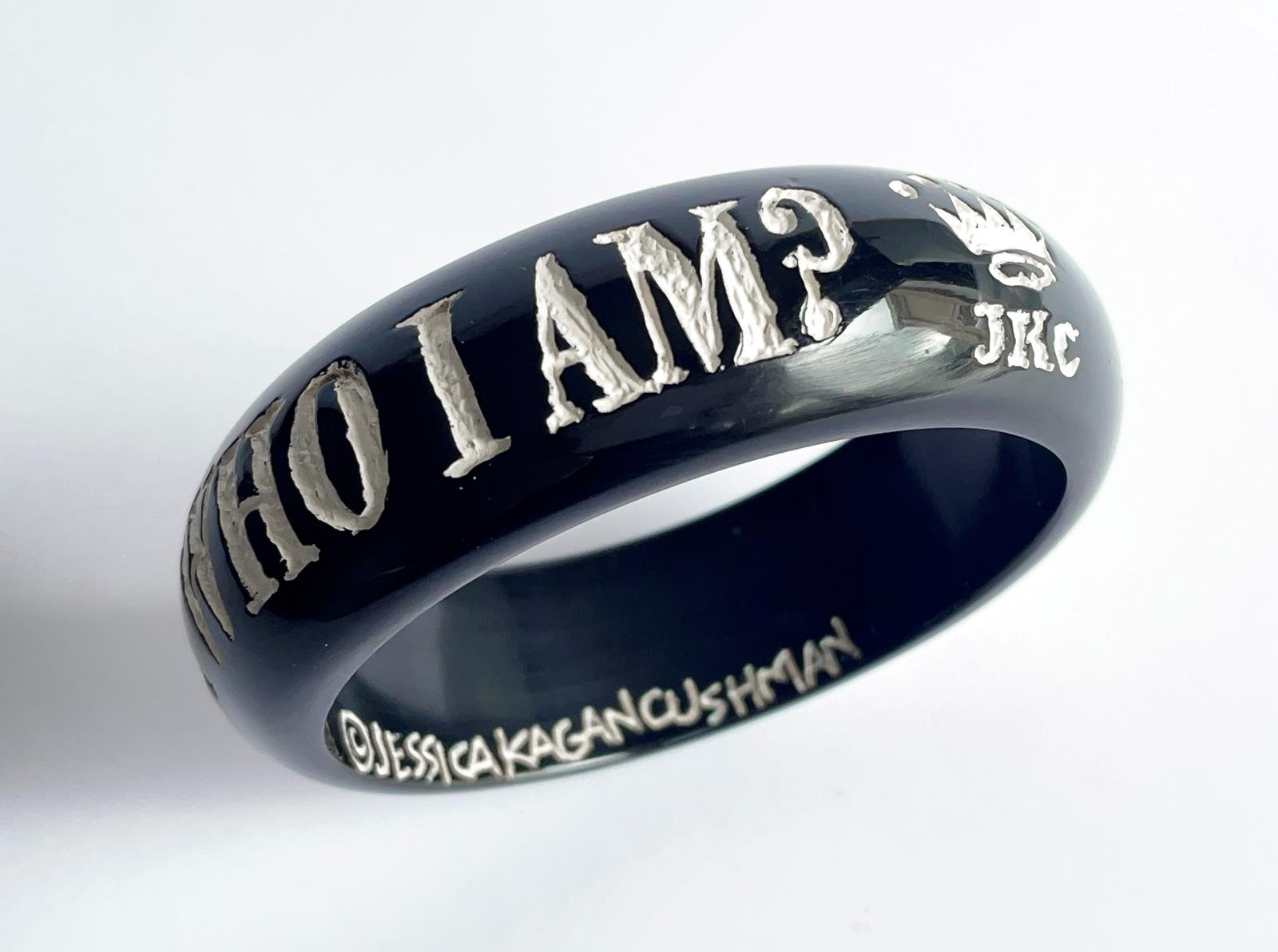 JESSICA KAGAN CUSHMAN RESIN BANGLE BRACELET DO YOU HAVE ANY IDEA WHO I AM? JKC