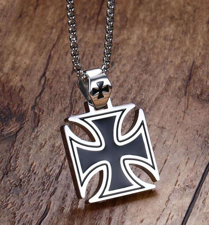 New MALTESE CROSS IRON CROSS BLACK Knight Enamel PENDANT NECKLACE Metal