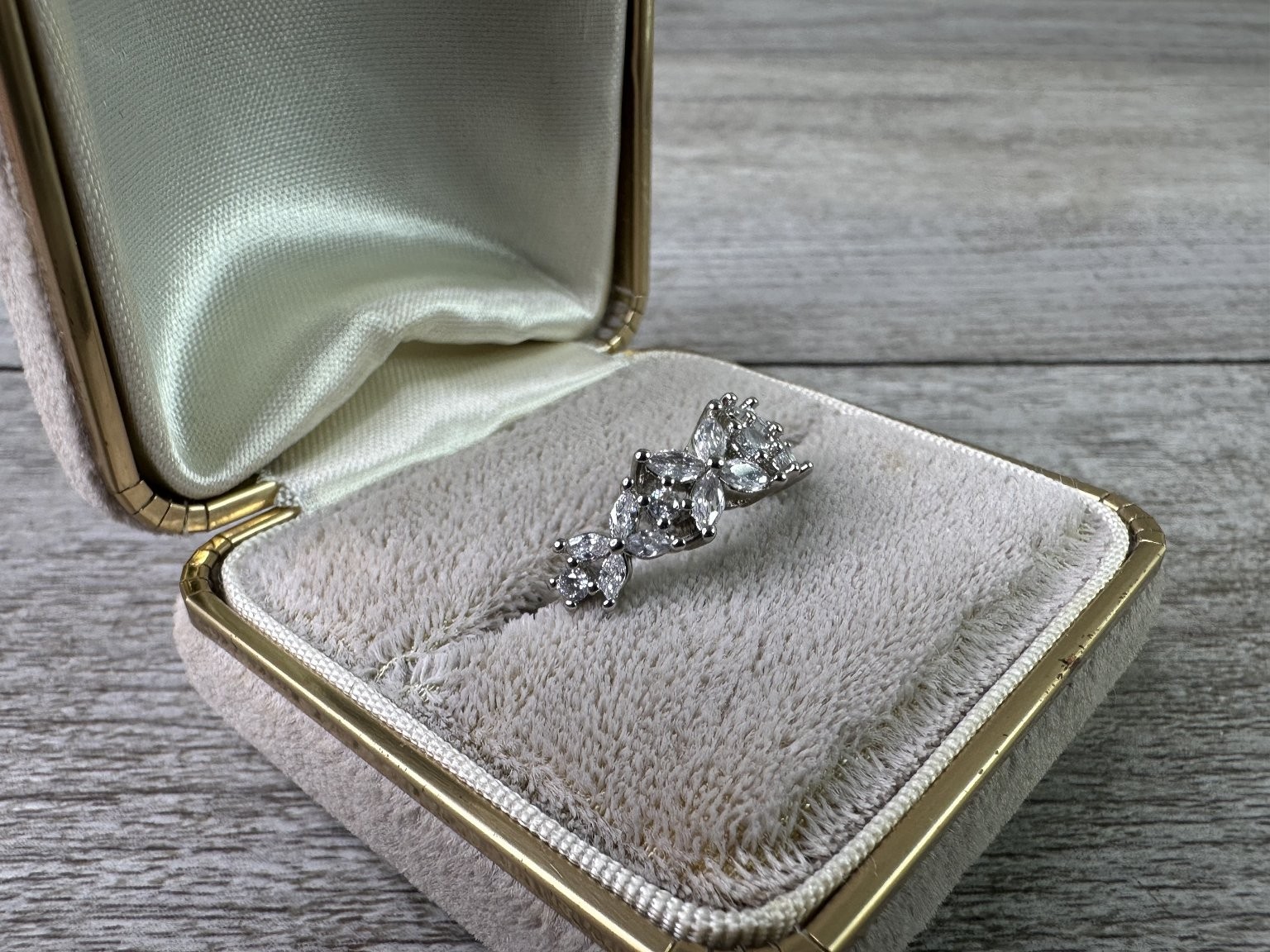 Floral Cluster Ring US 7 Marquise & Round Clear CZ Statement Silver Tone