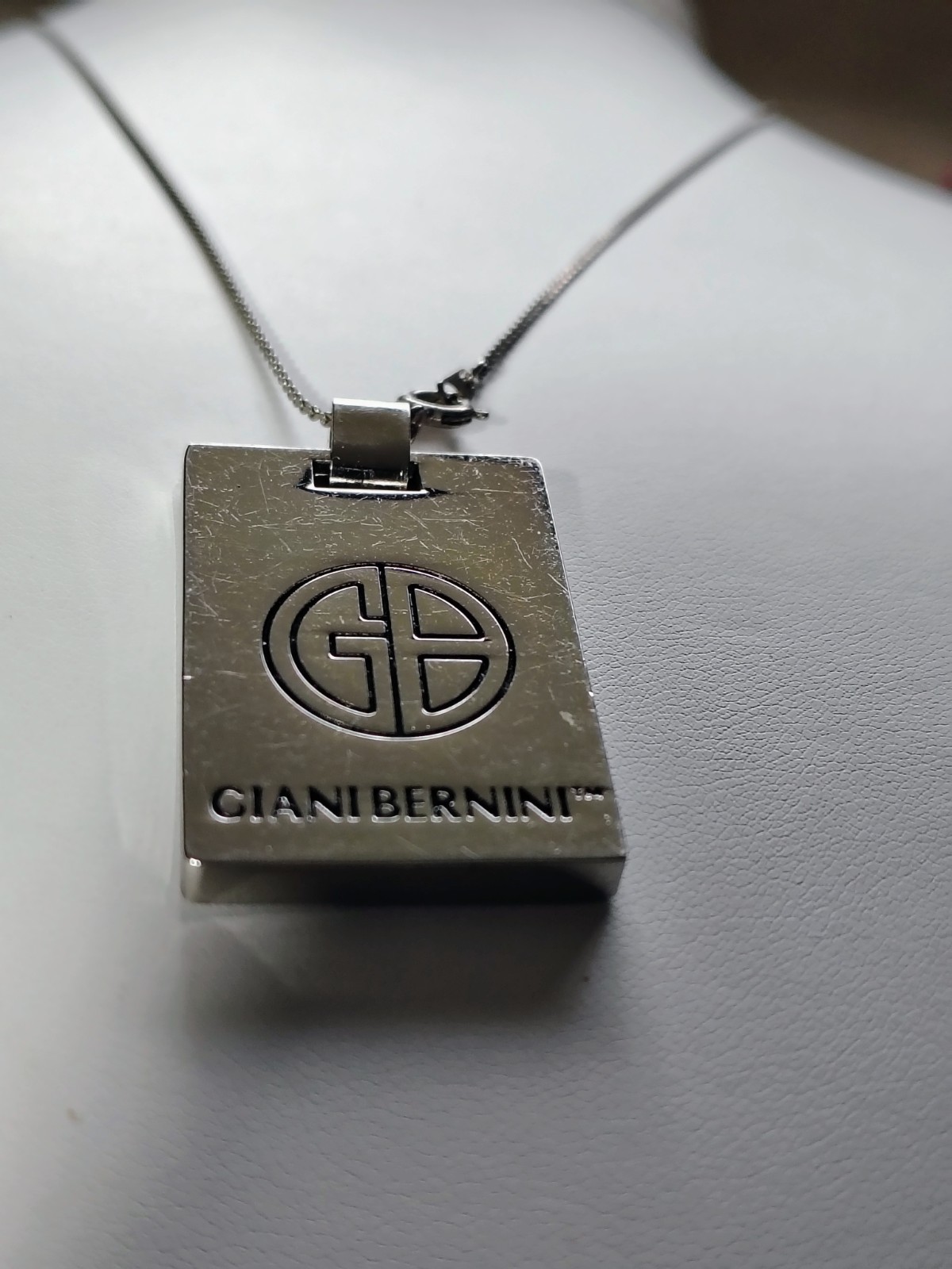 N684 Reversible Giani Bernini Pendant Necklace SilverTone Leather & Logo 18″