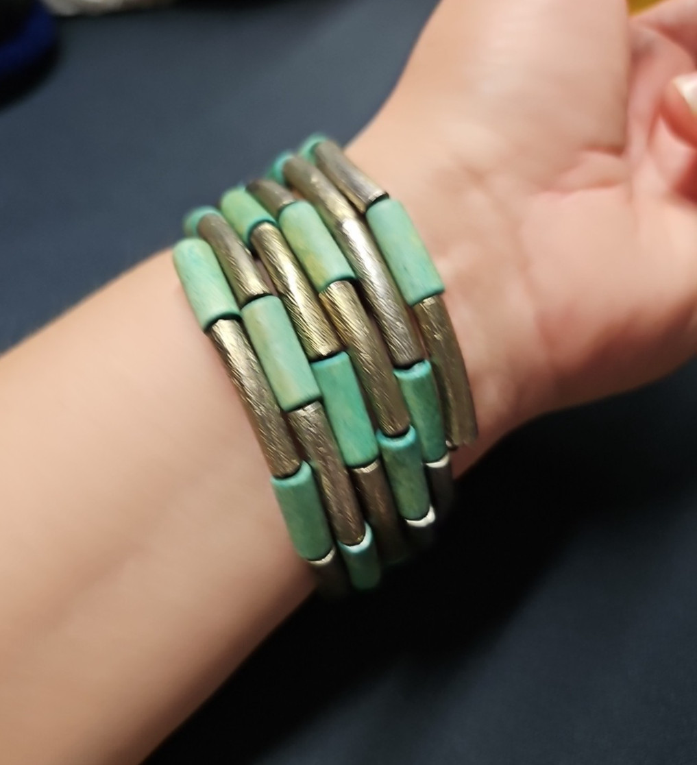 Turquoise & Gold Silver Color Wooden Bead Bracelet Modern Memory Wire wrap