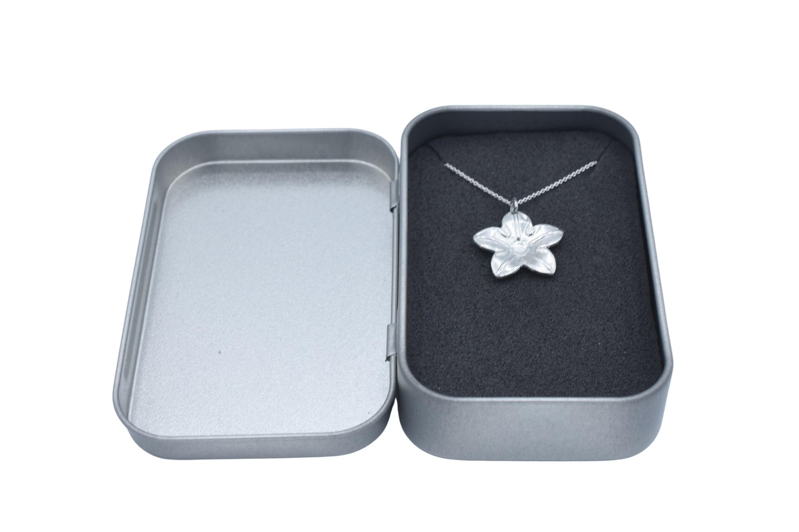10th Anniversary Tin Pendant Flower/Blossom Pendant. Wedding . Birthday Gift UK