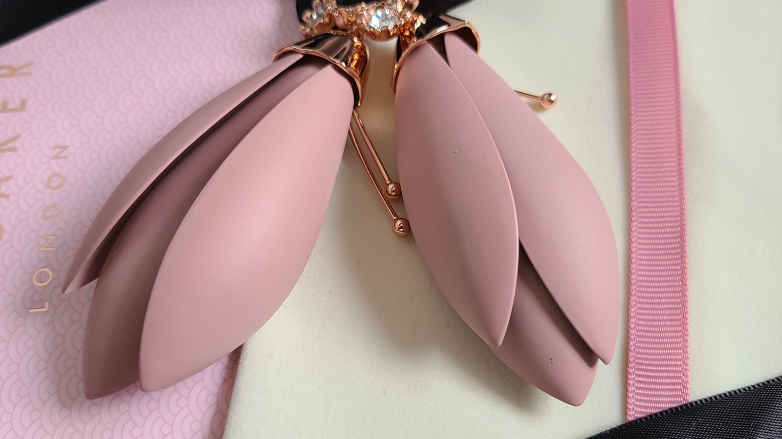 Ted Baker Jewelled Magnolia Pendant Necklace. New without tags.