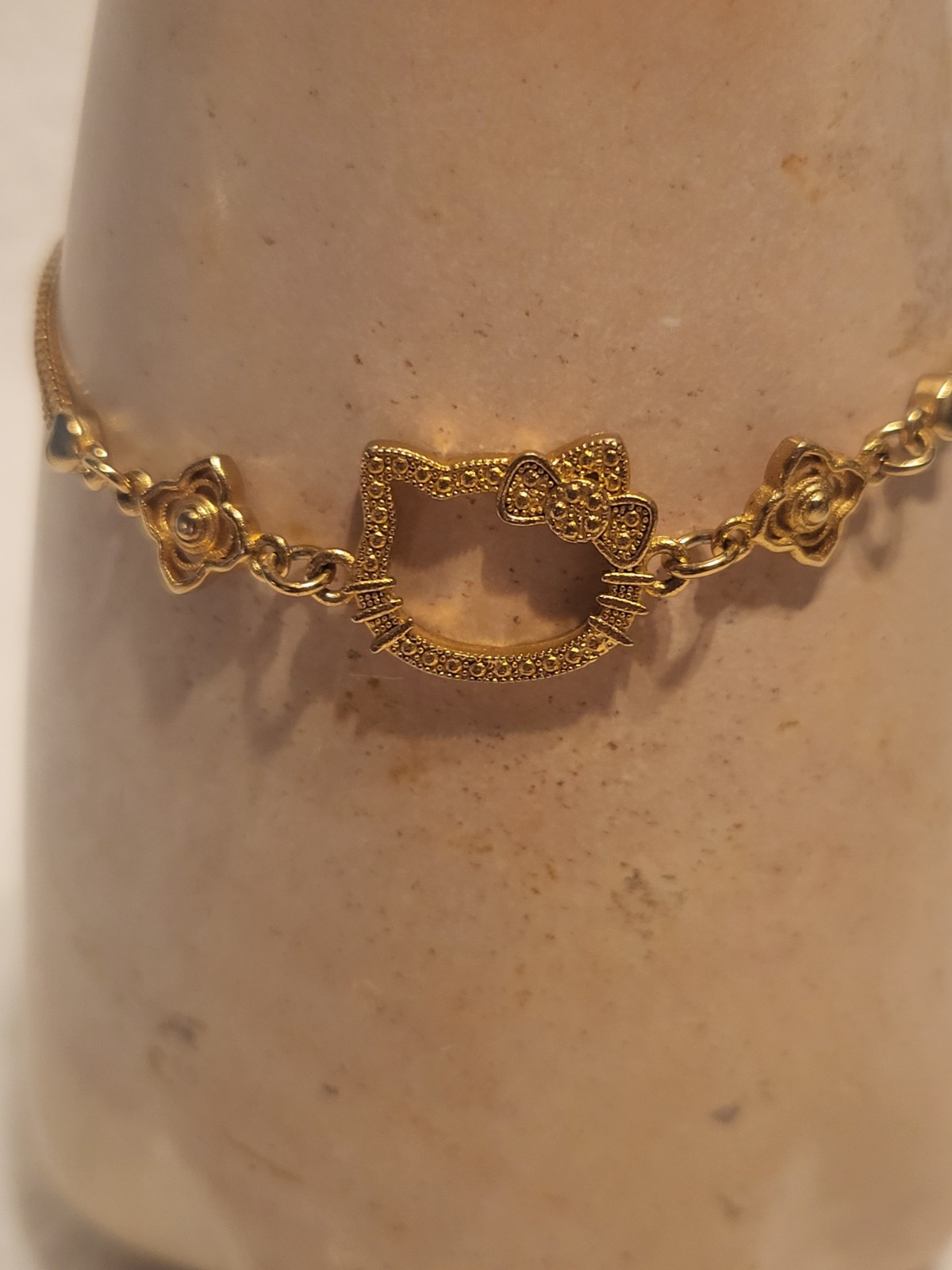 Gold Plated Hello Kitty Cat Dangle Charm Cable Chain Bracelet, Lobster,
