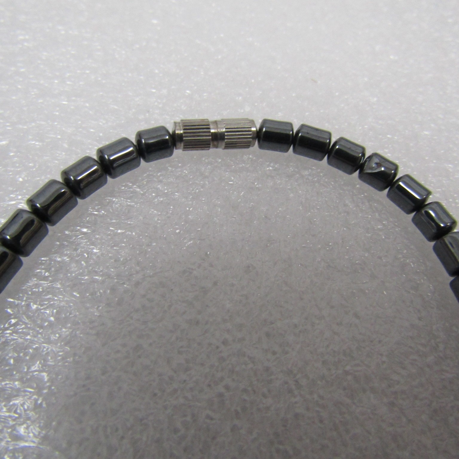 Women’s Jewelry Black Necklace Hematite Beads None Magnetic
