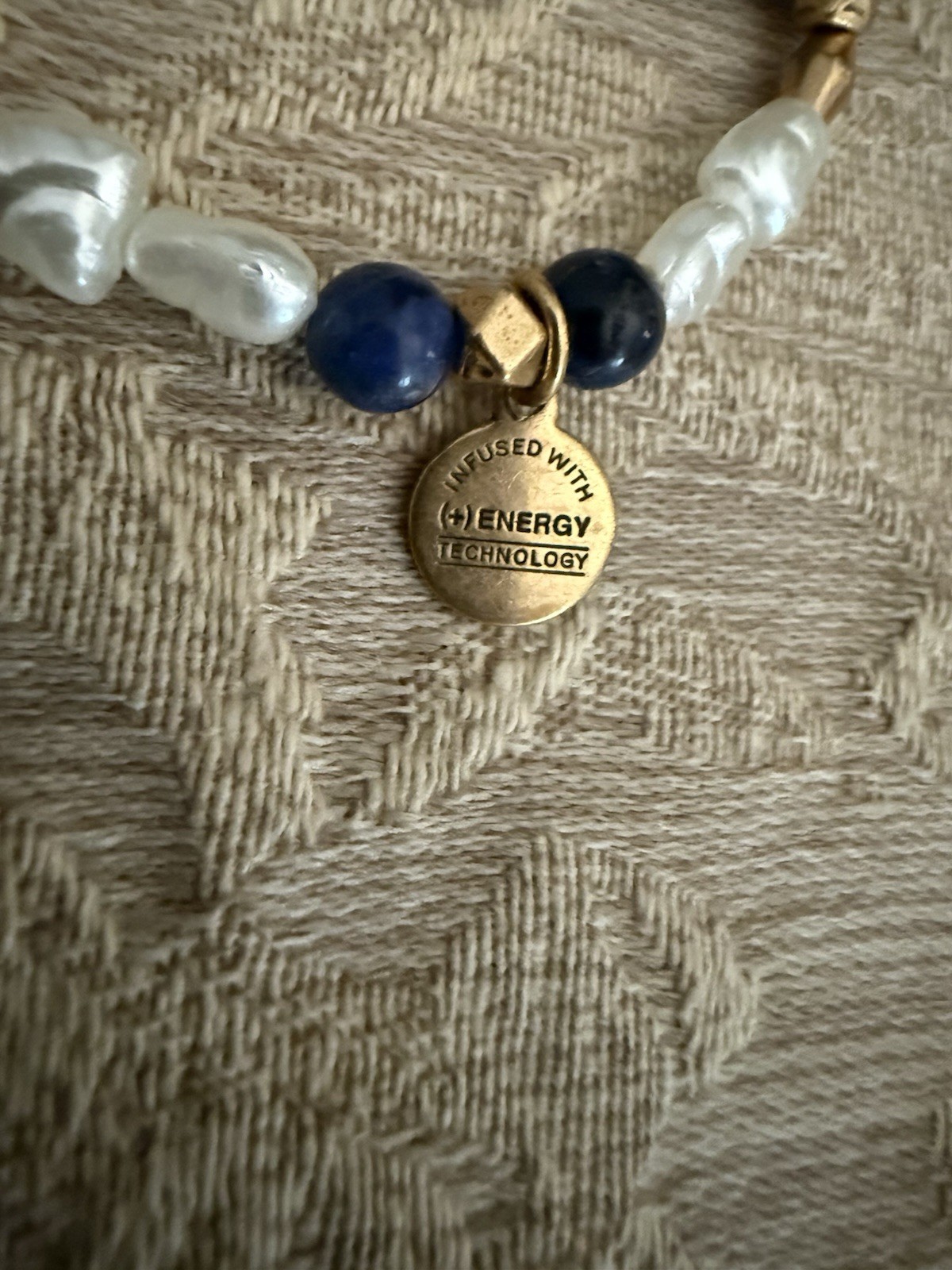 ALEX AND ANI Gold Tone Beaded Bracelet Blue White Round Beads Bee Toggle Signed