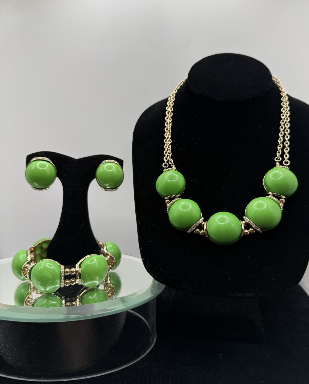 Dressbarn 3 Pc Lime Green Statement Jewelry Set Necklace Bracelet Earrings